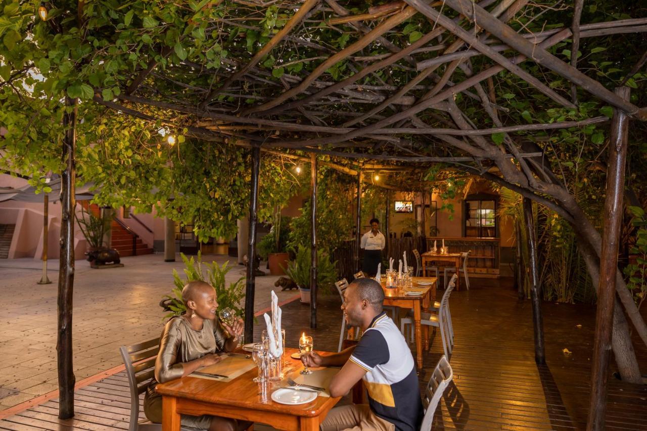 Sedia Hotel Maun Exterior photo